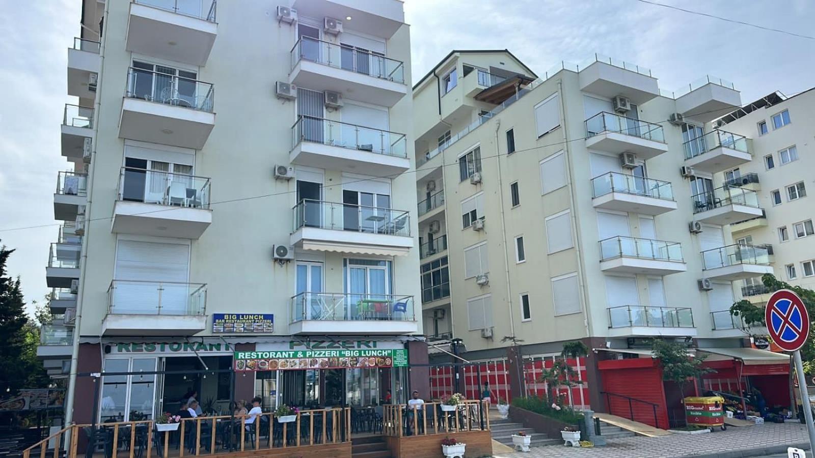 Shengjin Apartaments Eksteriør billede