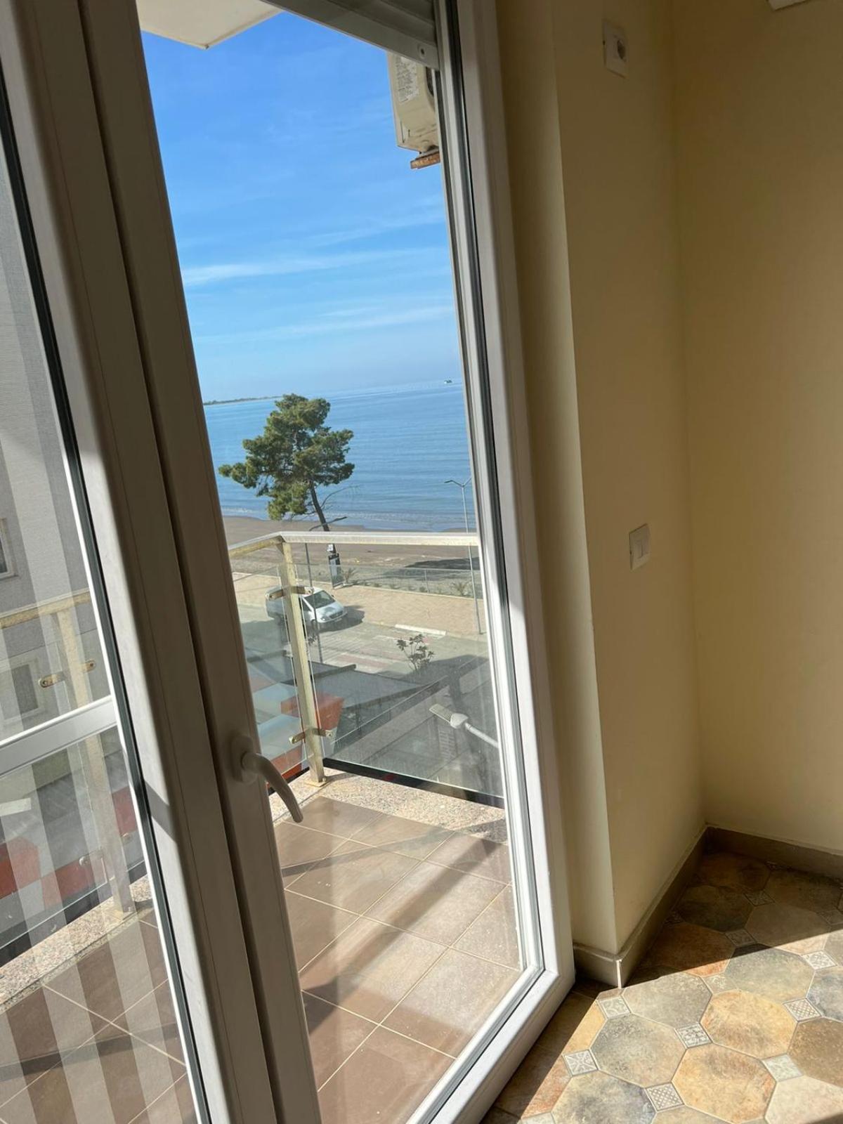 Shengjin Apartaments Eksteriør billede