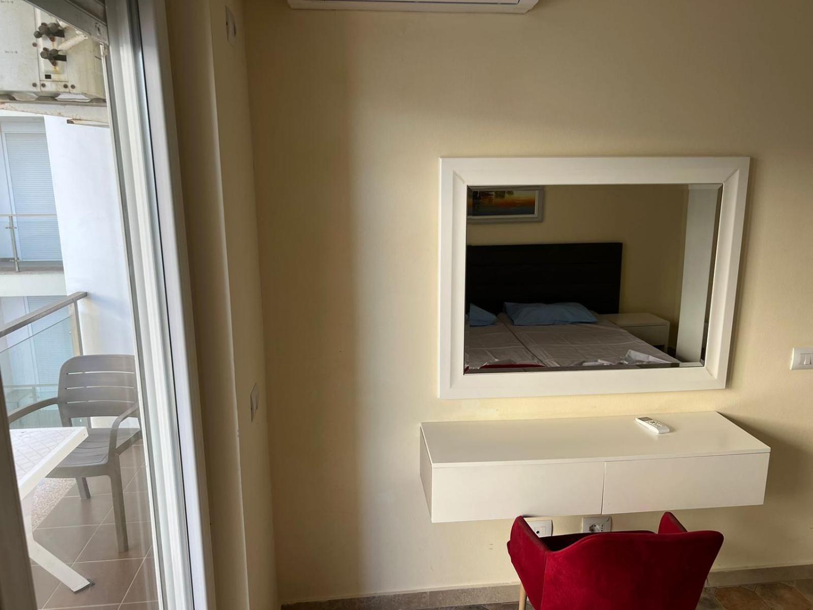 Shengjin Apartaments Eksteriør billede