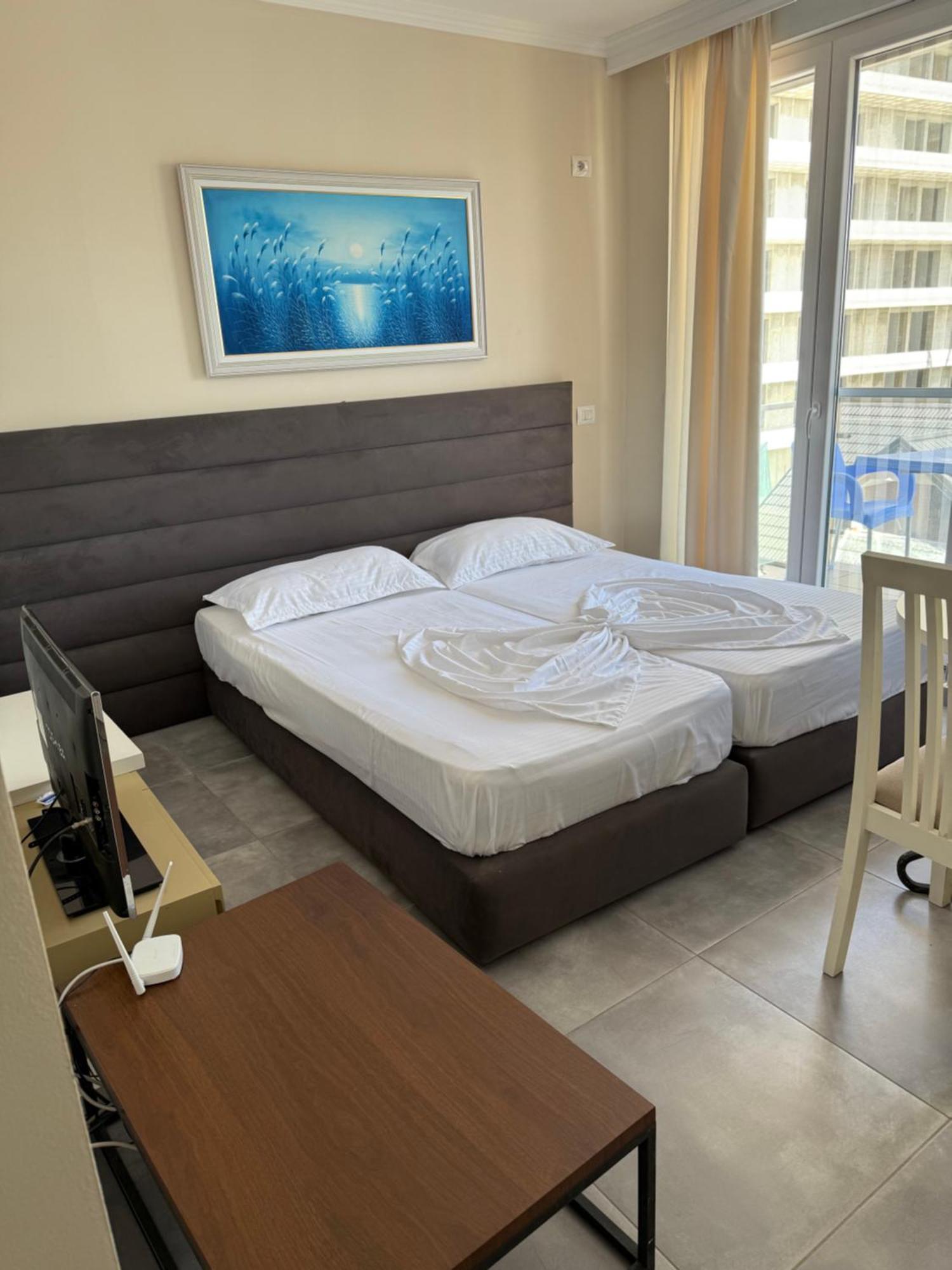 Shengjin Apartaments Eksteriør billede