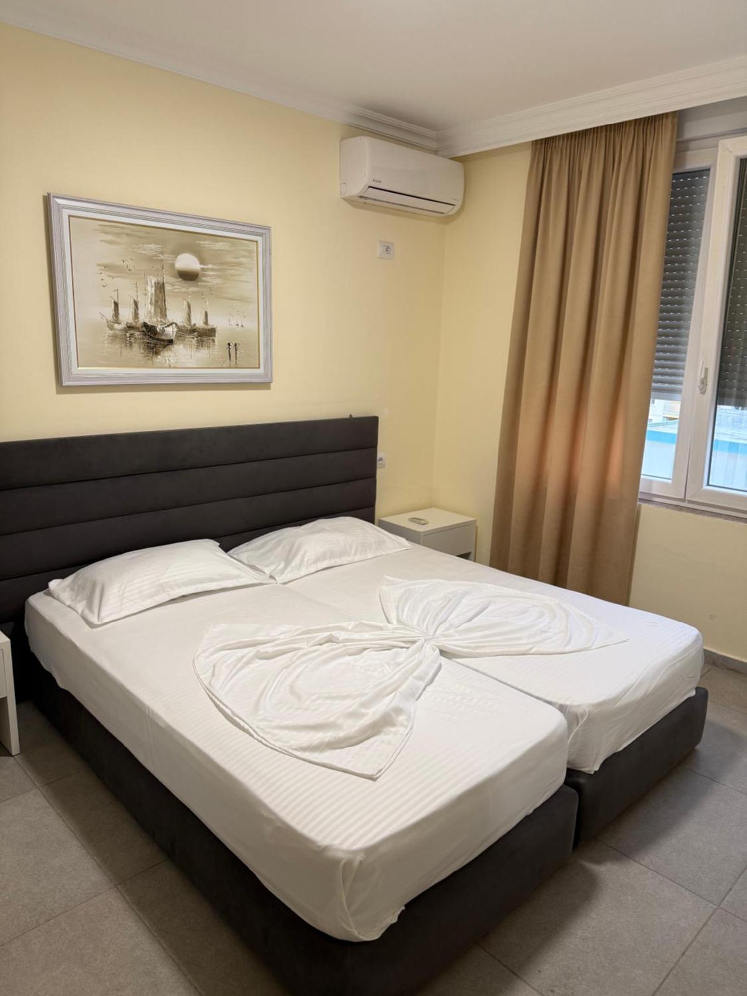 Shengjin Apartaments Eksteriør billede