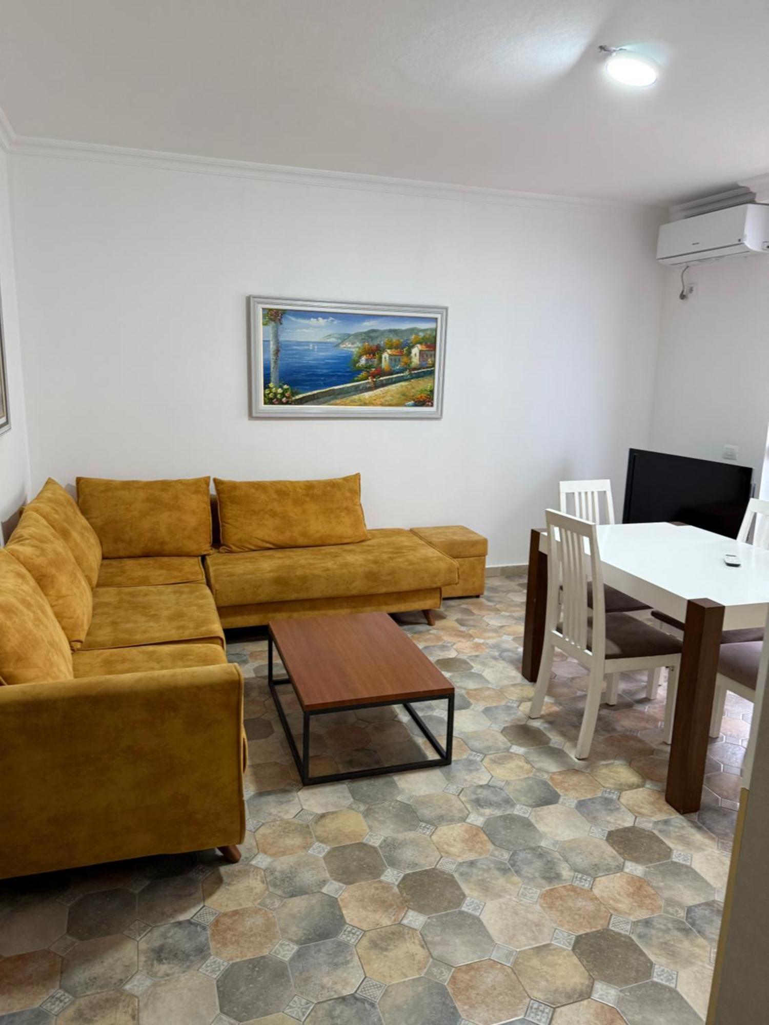 Shengjin Apartaments Eksteriør billede